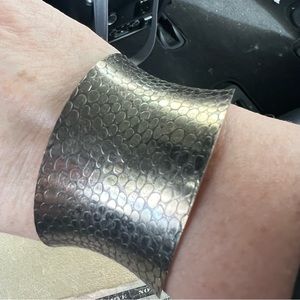 *FREE! with $9 purchase” Silver Cuff Bracelet
